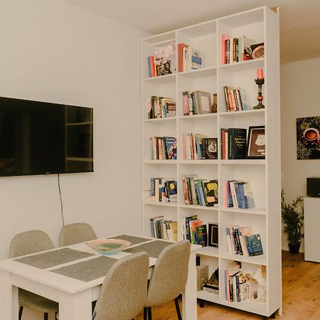Studio Flat In Heart Of Tiranë Eksteriør bilde