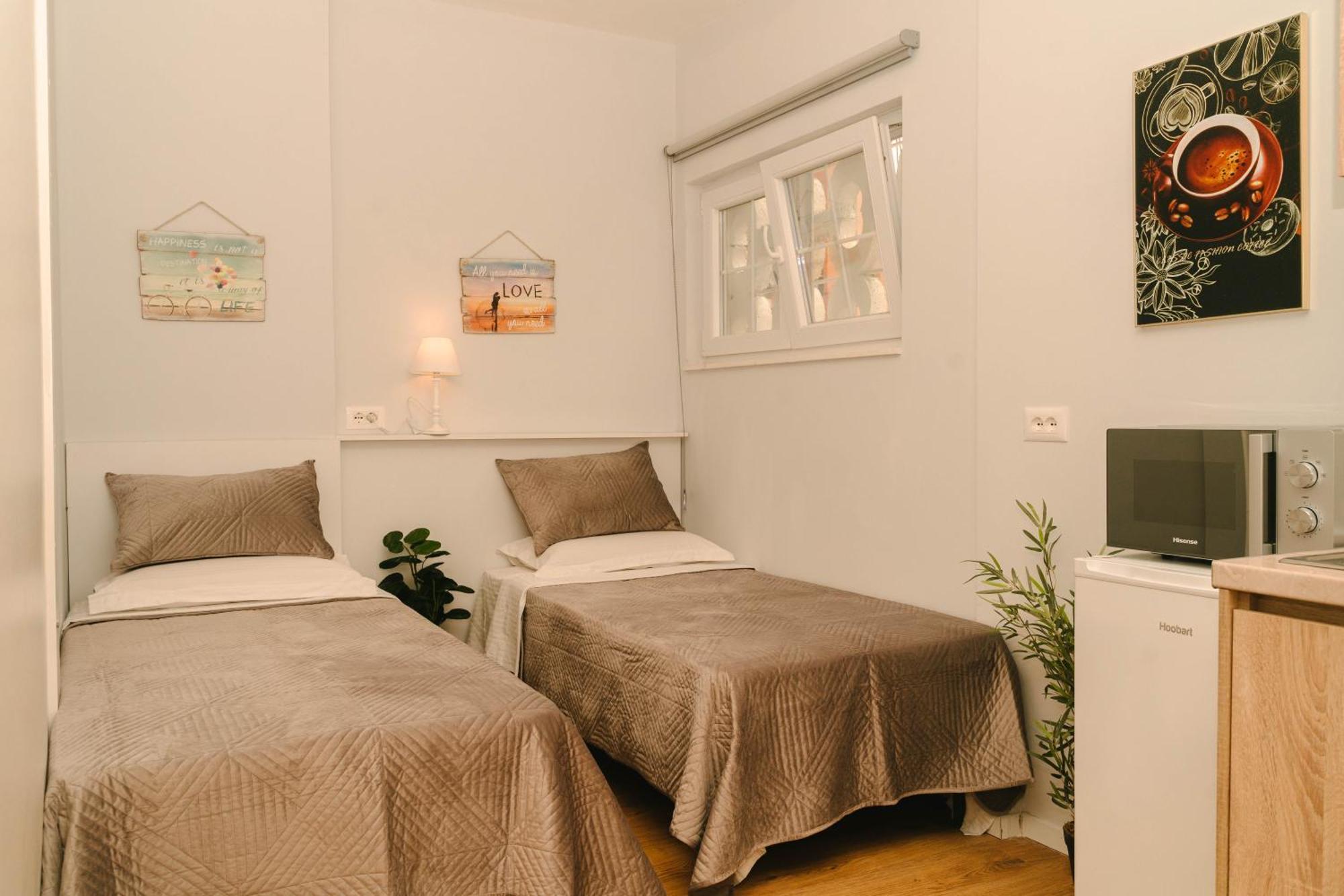 Studio Flat In Heart Of Tiranë Eksteriør bilde